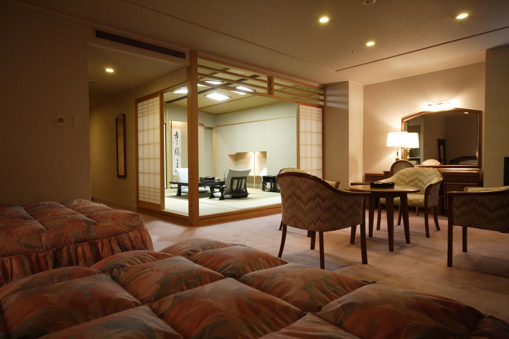 Hotel Kinugawa Onsen Sanraku Nikko Exterior foto